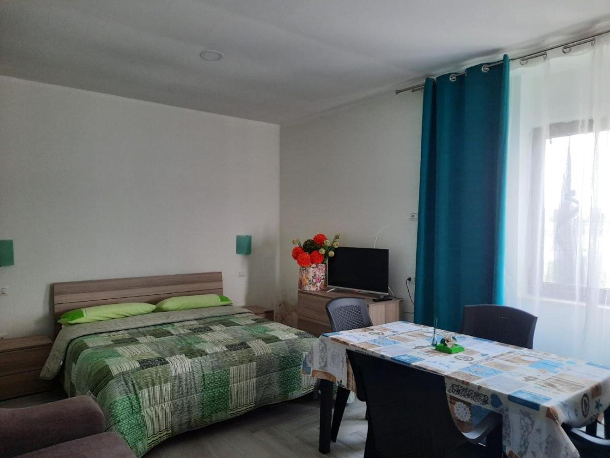 Apartamento Casa Miriam Mondragone Exterior foto